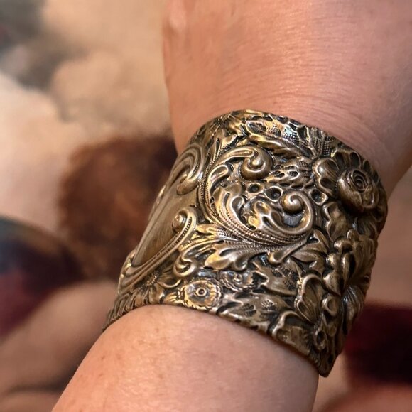 Gorham Sterling Silver Scroll Floral Cuff Bracelet 925 Wide Repoussé Victorian - Picture 7 of 10